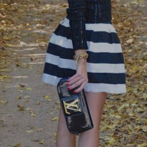 Xhilaration Classic White & Black Scalloped Textured Pleated Full Skirt Small